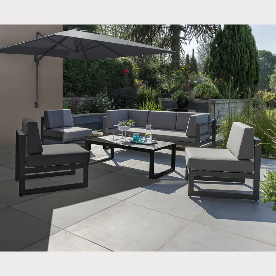 2.5m Wall Mounted Free Arm Parasol - Image 3