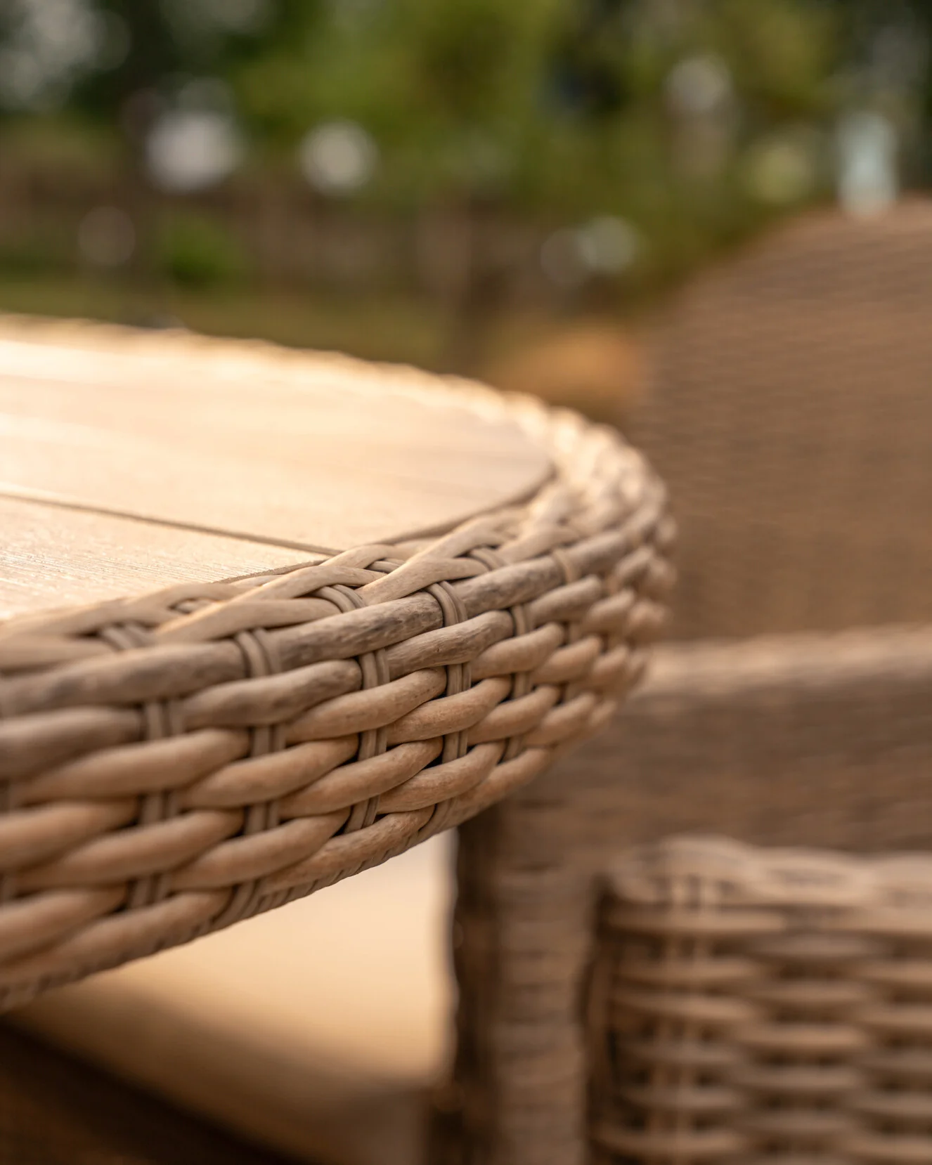 Avora 4 Seat Wicker Dining Set - Image 3