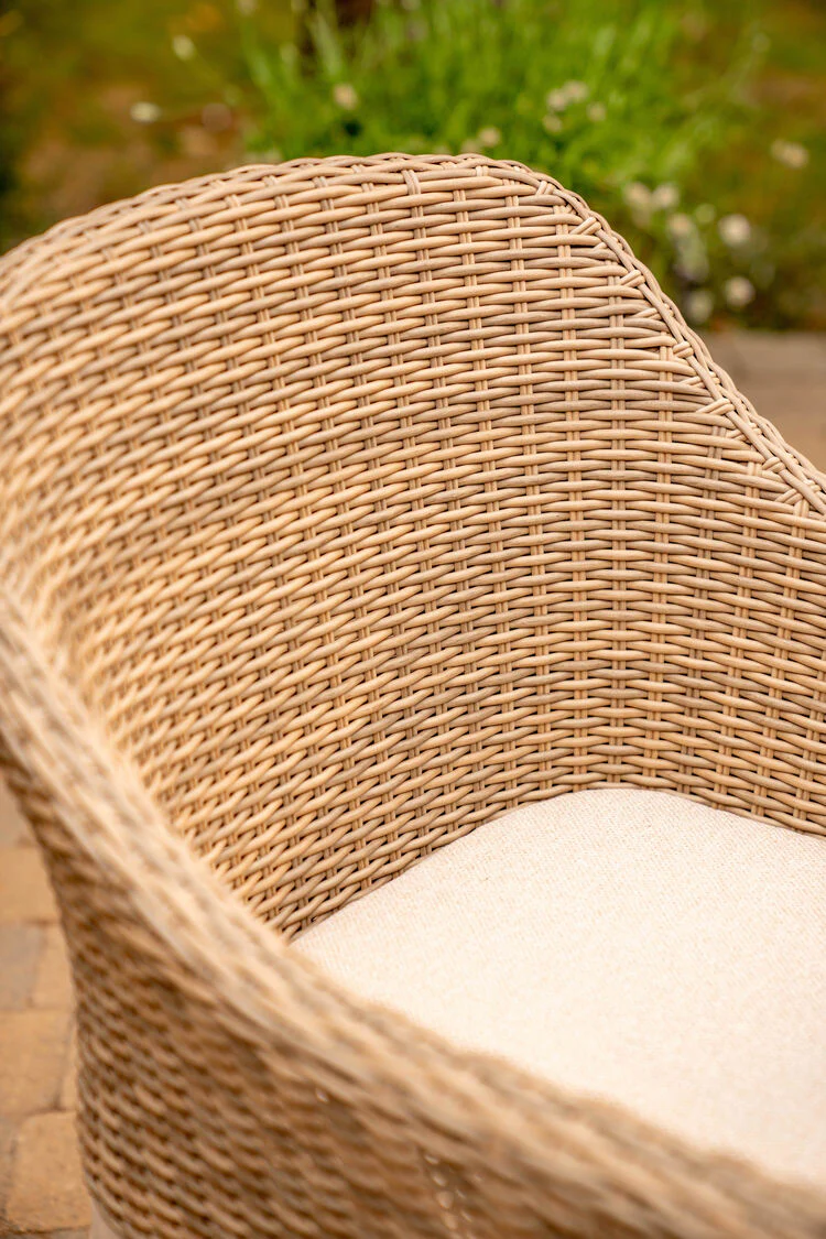 Avora 4 Seat Wicker Dining Set - Image 4