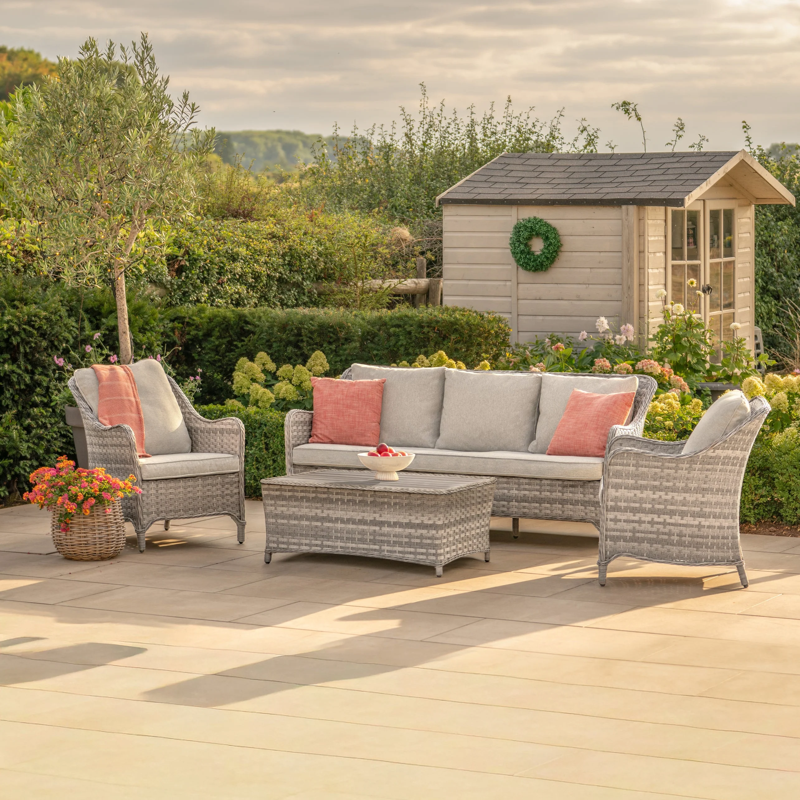 Biarritz 5 Seat Wicker Lounge Set - Image 2