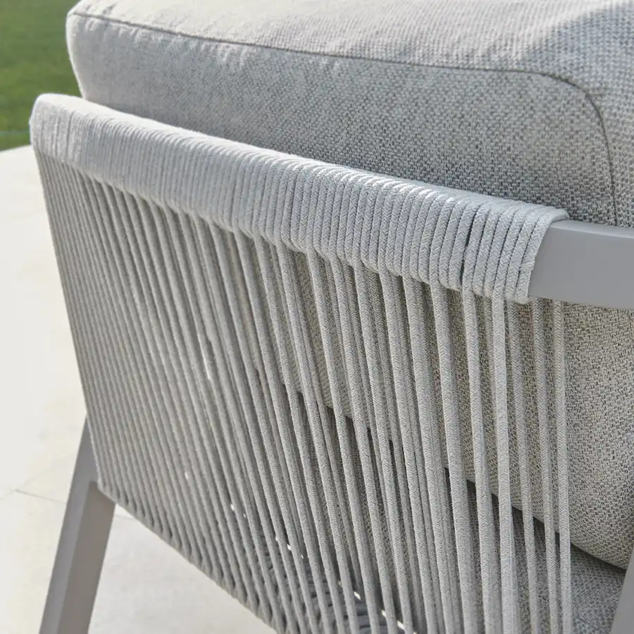 Como Lounge Chair (Pair) - Image 4