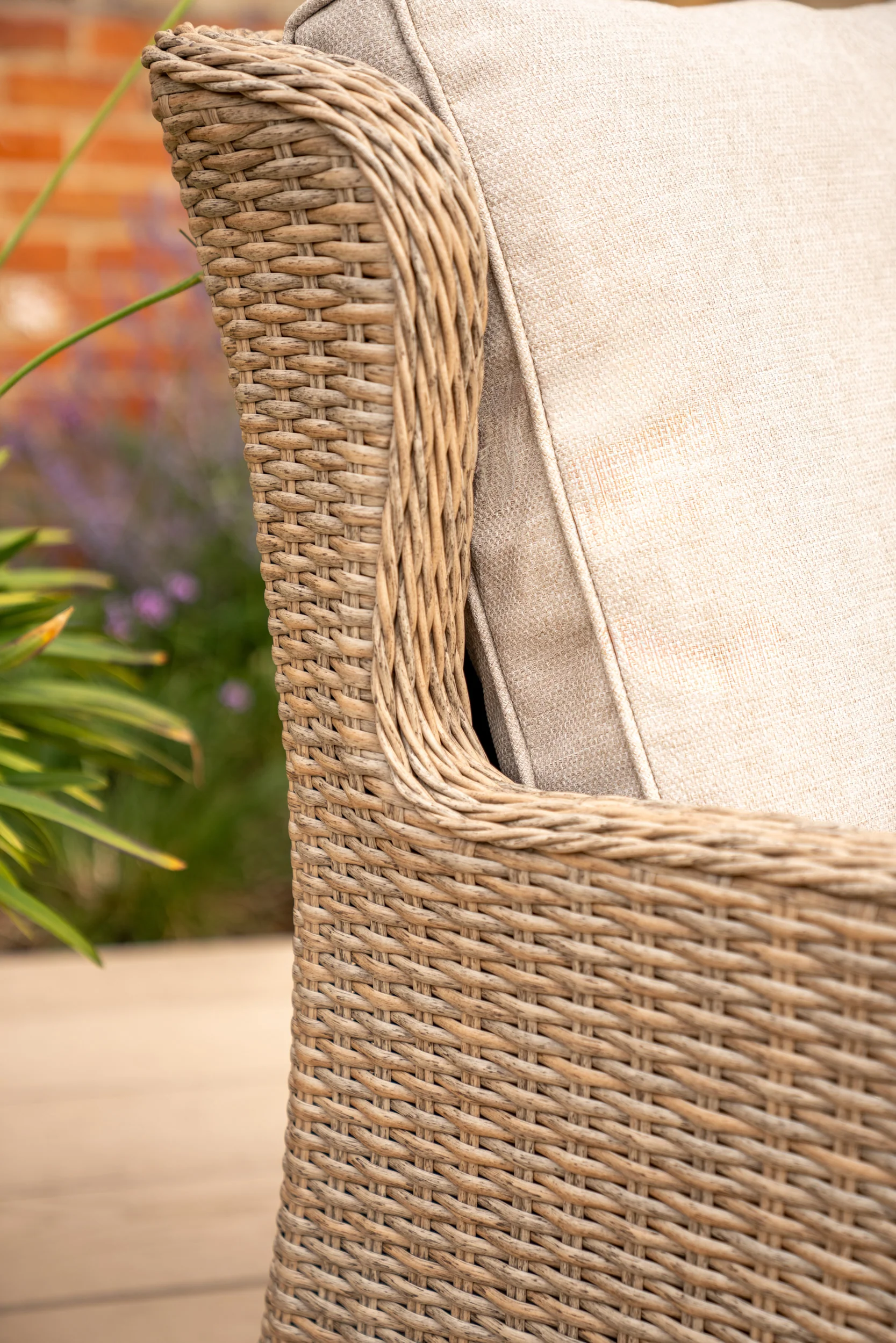 Derwent Bistro Set with 70cm Round Dining Table - Image 3