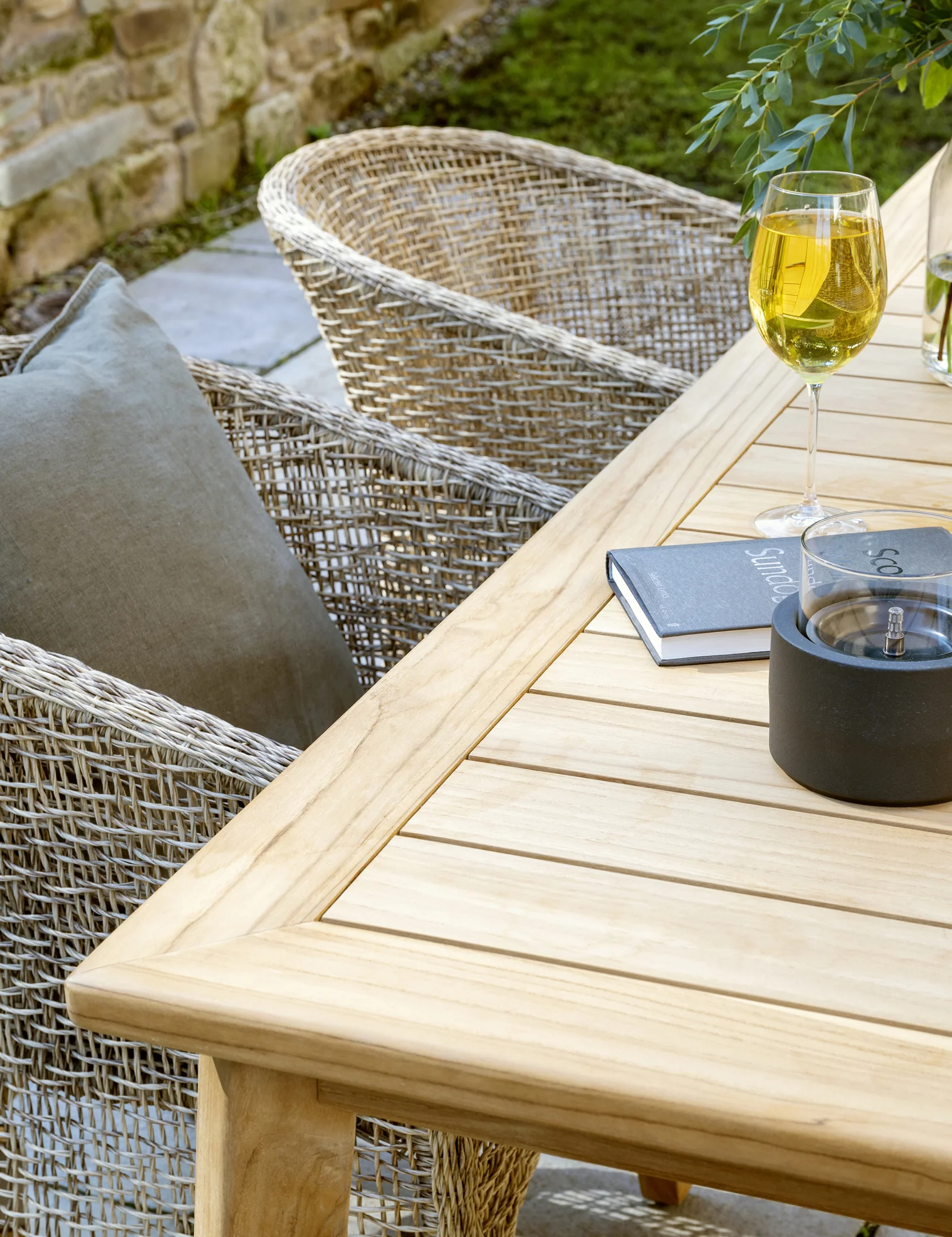 Durban Dining Table - Image 4
