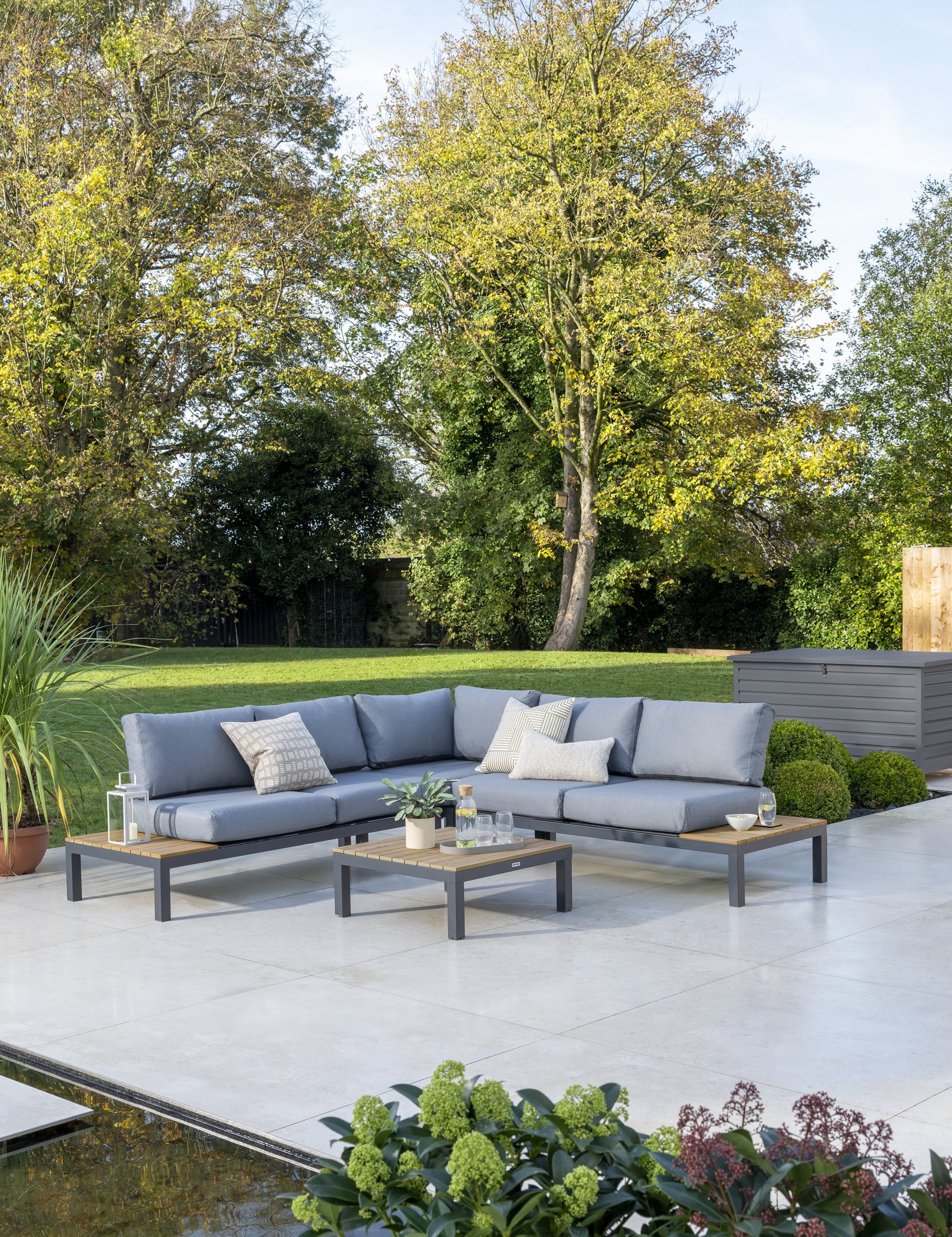 elba Signature Standard Low Lounge Corner Set (Grey)