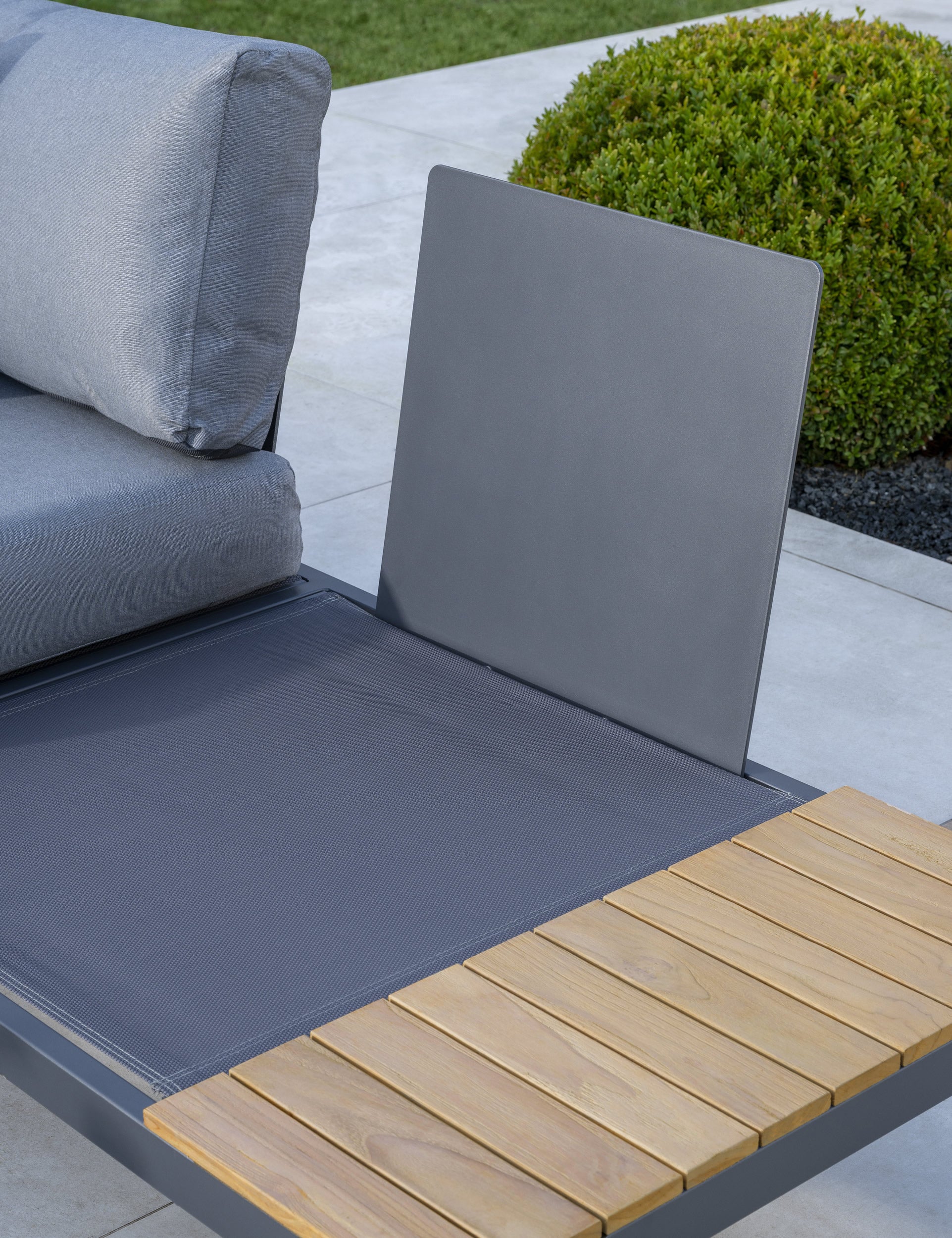 elba Signature Standard Low Lounge Corner Set (Grey) - Image 3