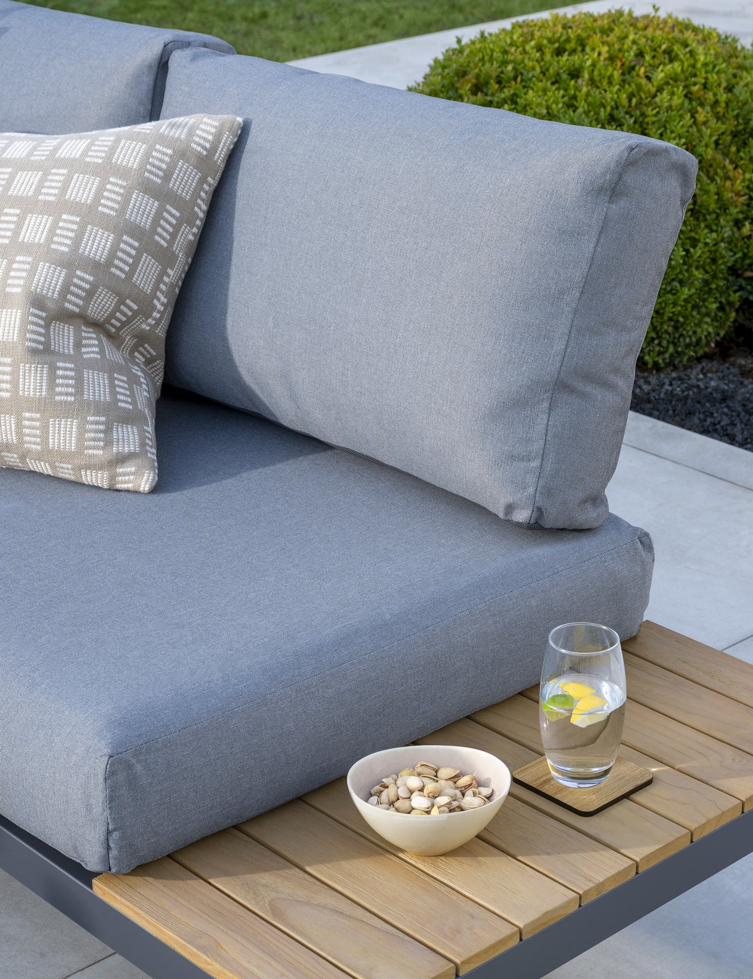 elba Signature Standard Low Lounge Corner Set (Grey) - Image 6