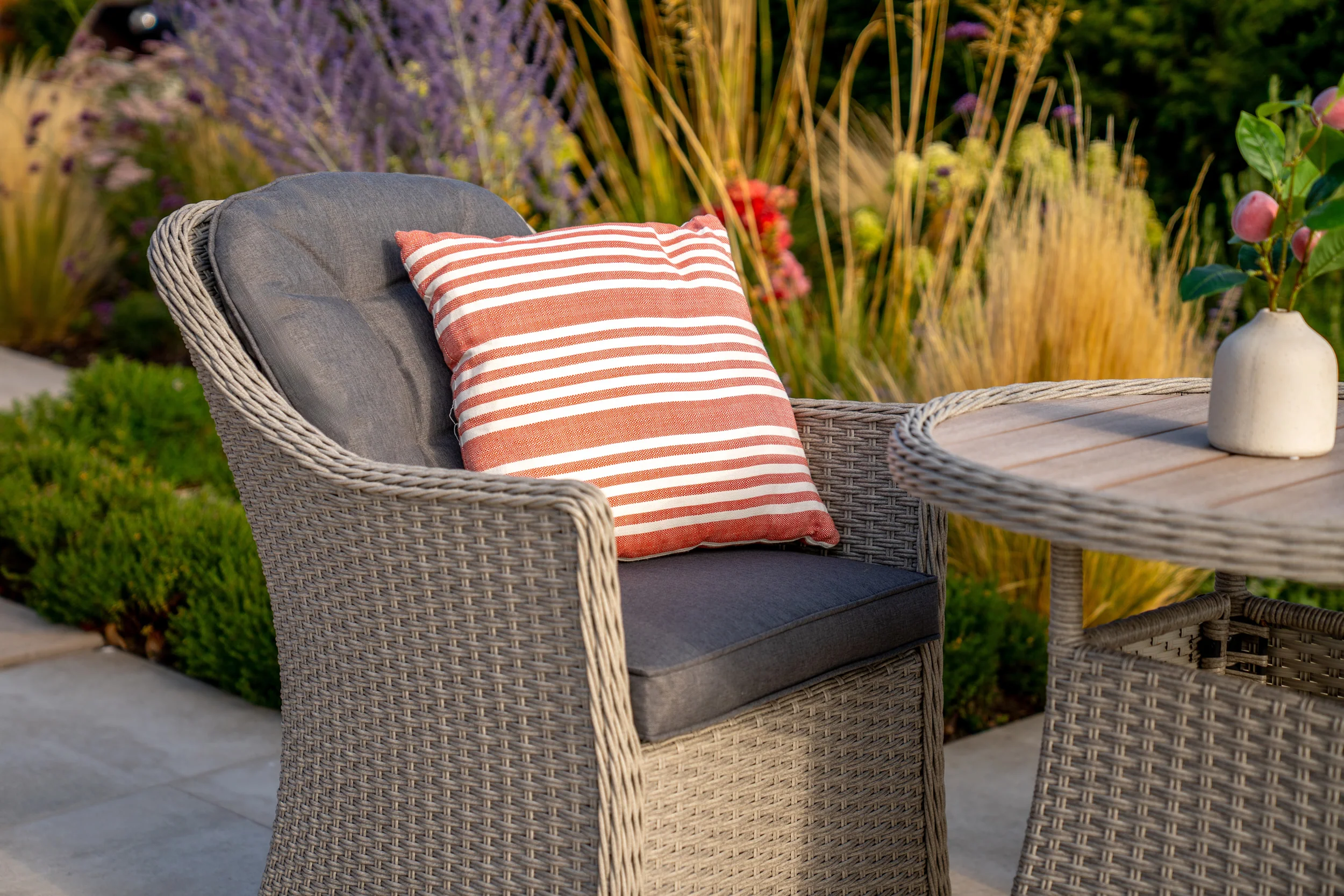 Foxley 2 Seat Wicker Bistro Set with 70cm Round Table - Image 5