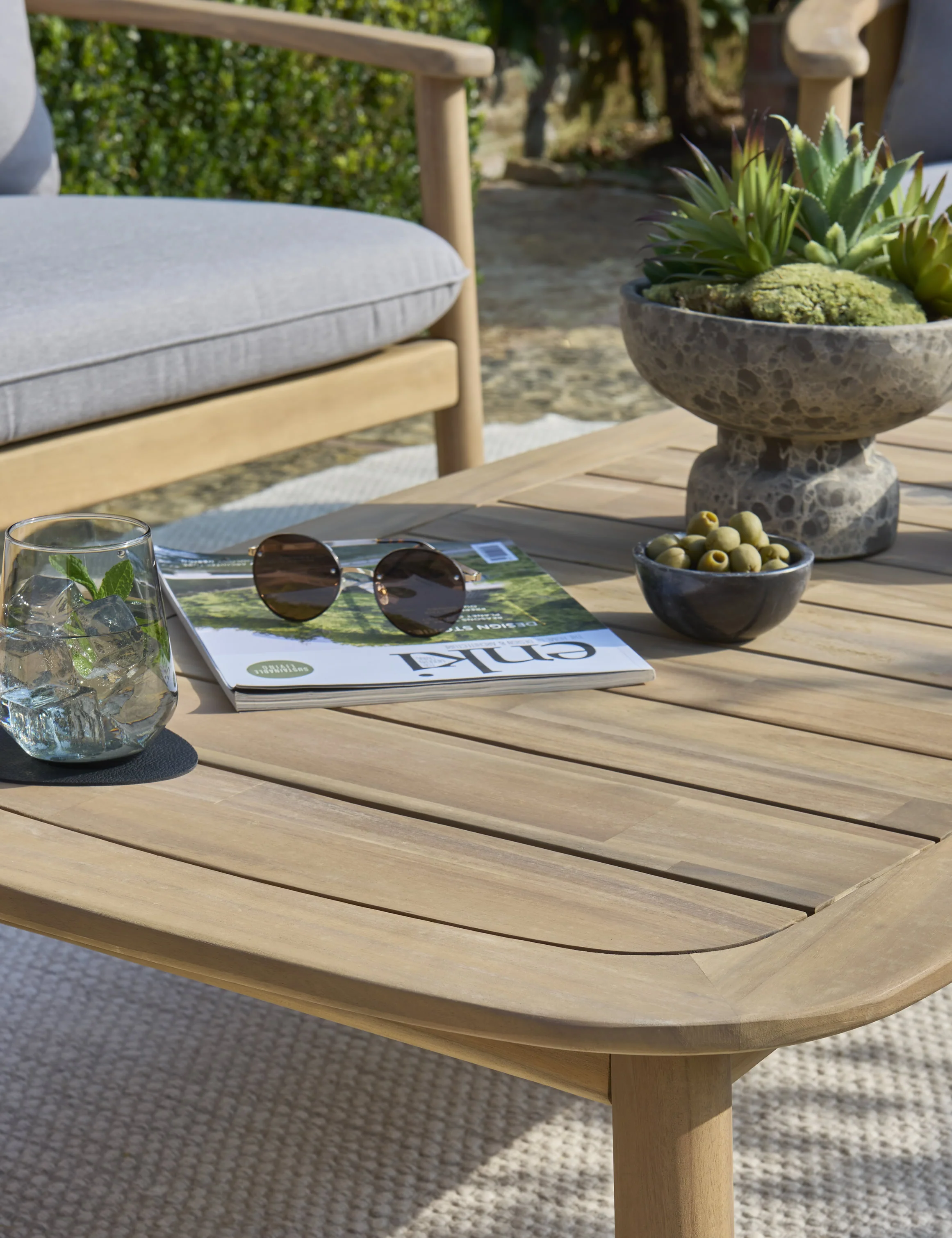 Freeport 4-Seat Lounge Set with Coffee Table 125x65cm - Image 3