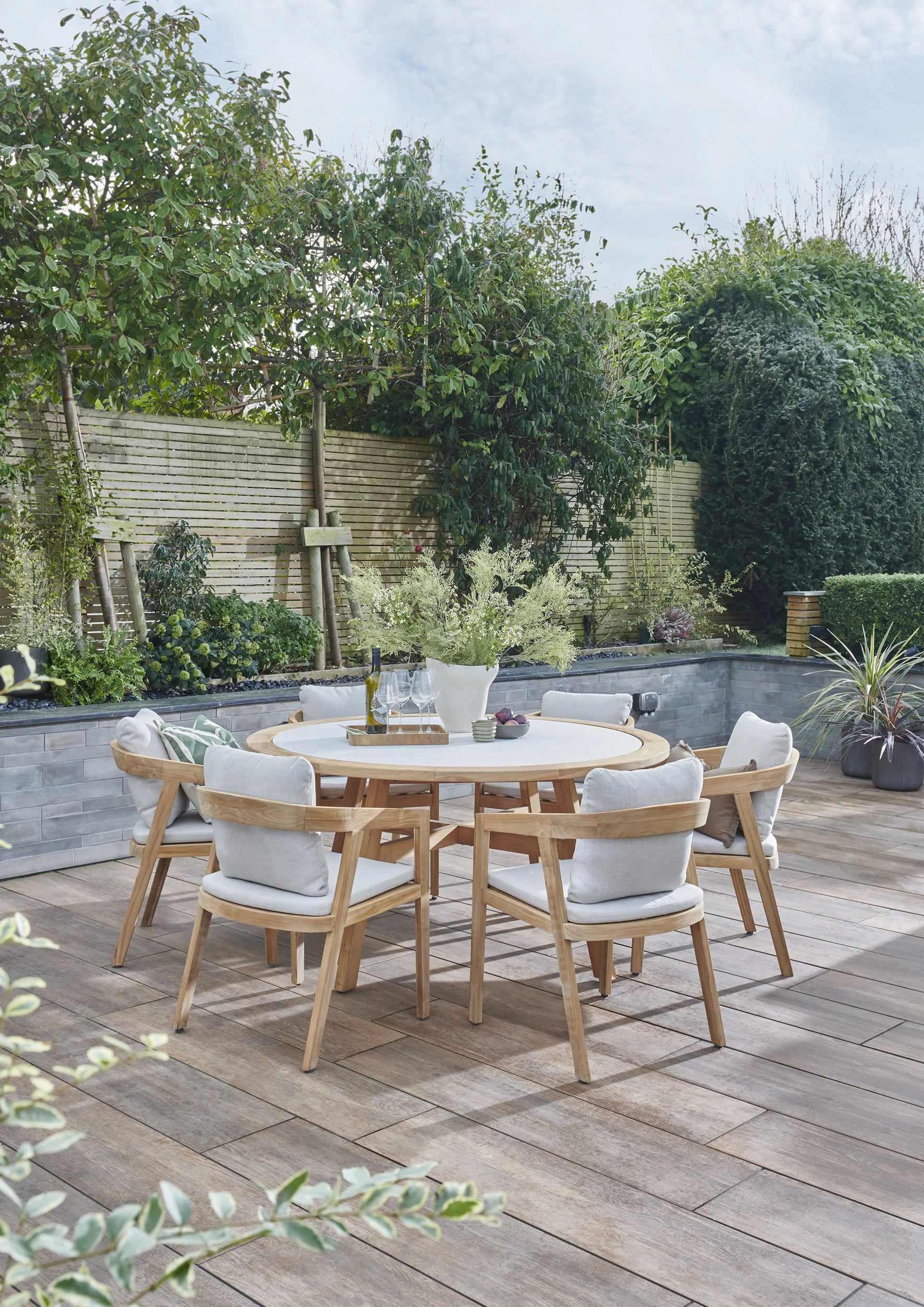 Kubu 6-Seat Dining Set - Image 4