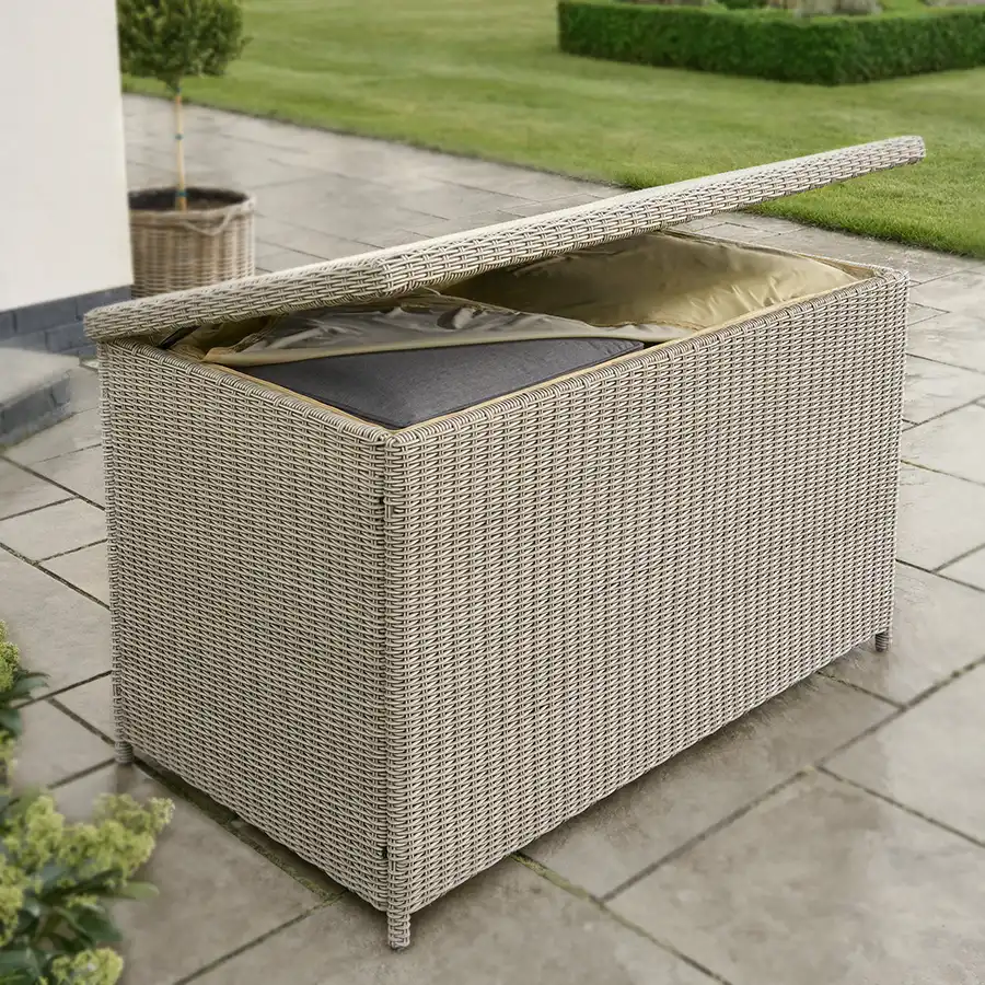 Large Cushion Box - Image 2