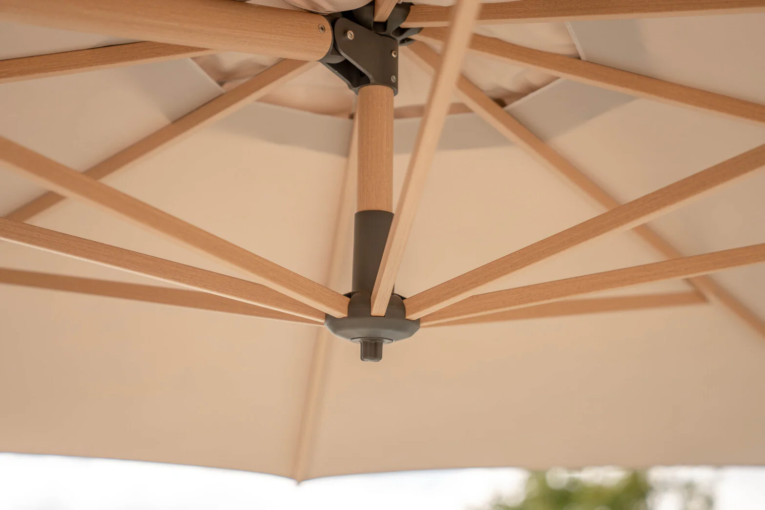Luna 3m Round Cantilever Parasol with Granite Base & Night Cover - Image 7