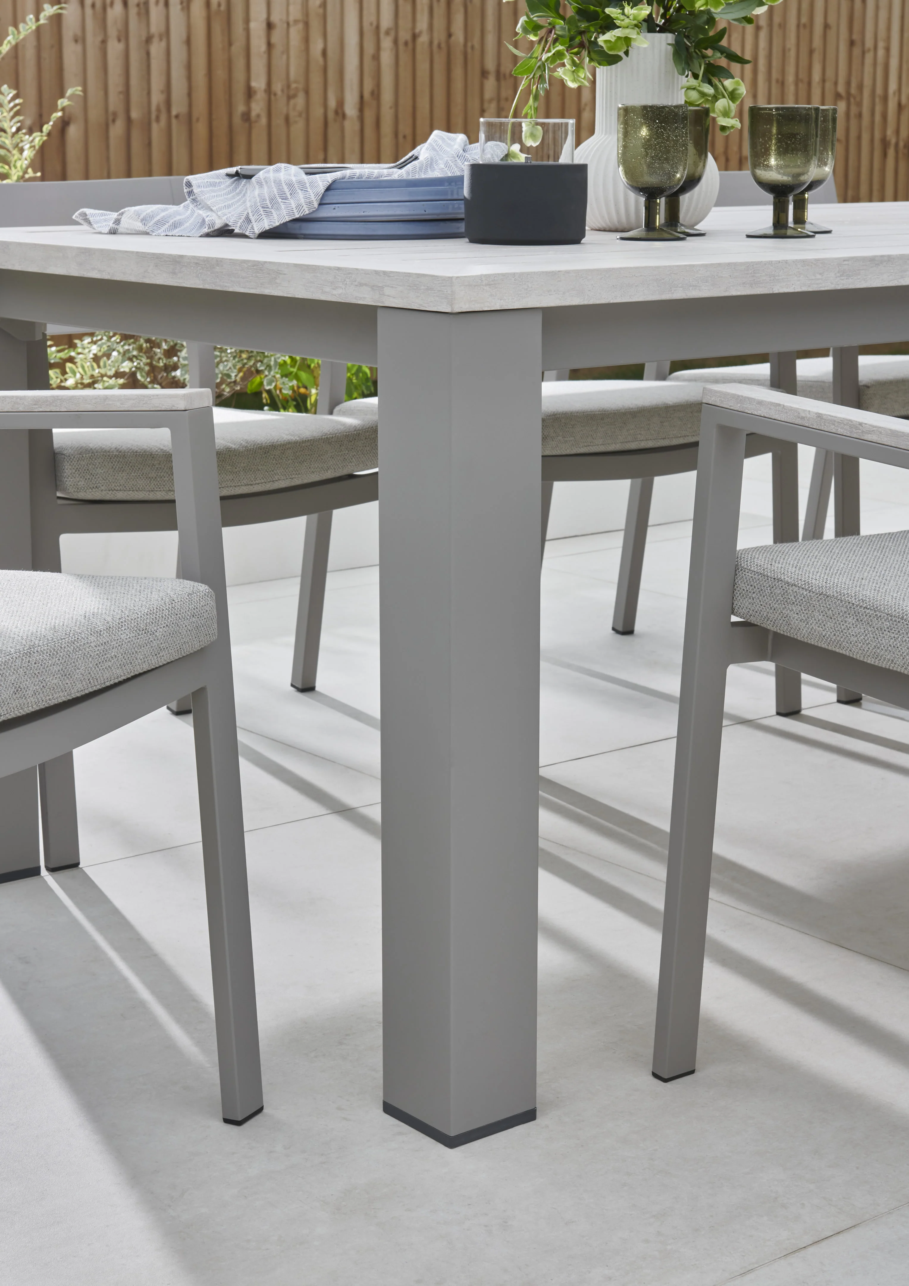 Marina Dining Table - Image 3
