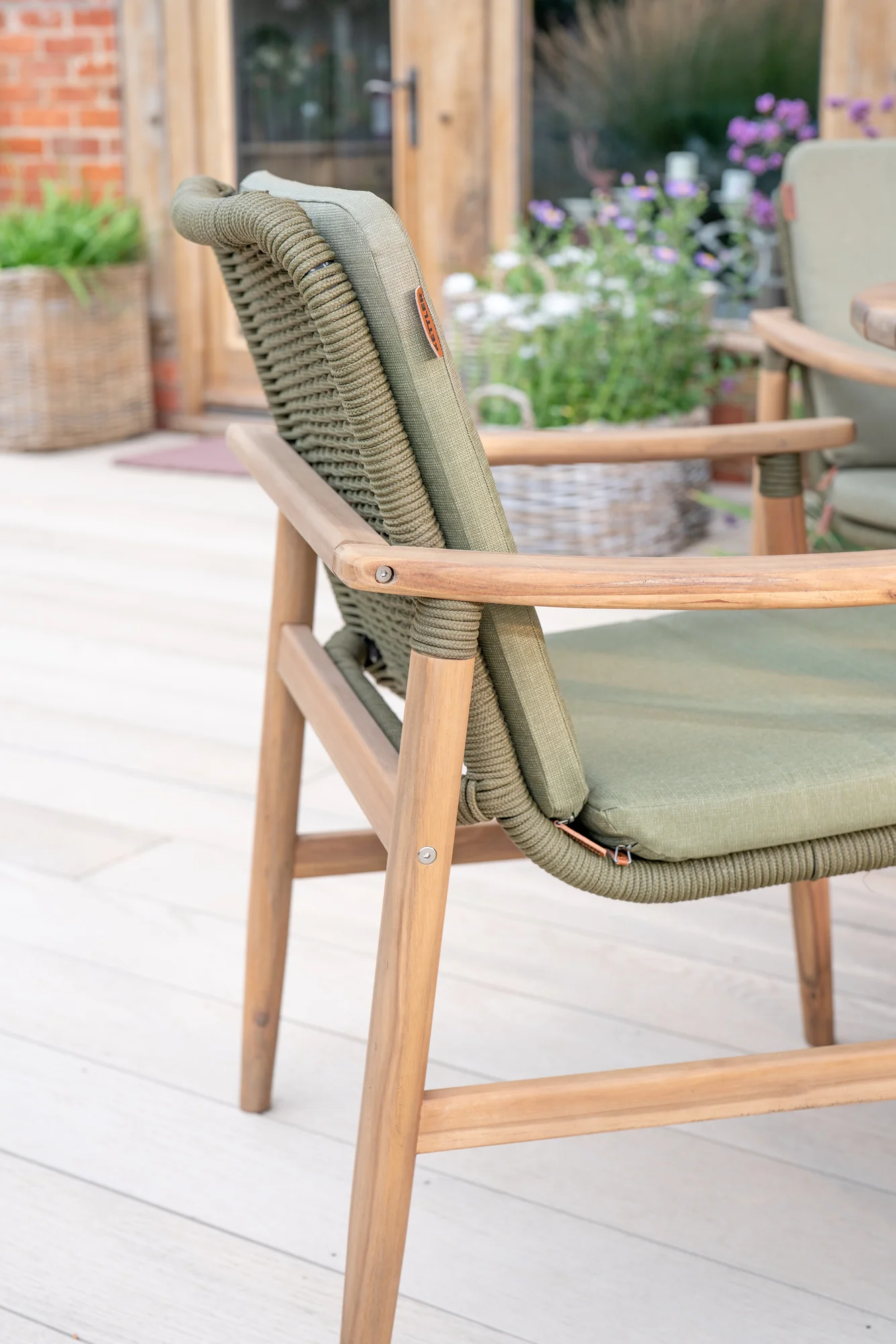 Meadow 6 Seat Wood Dining Set - Image 4