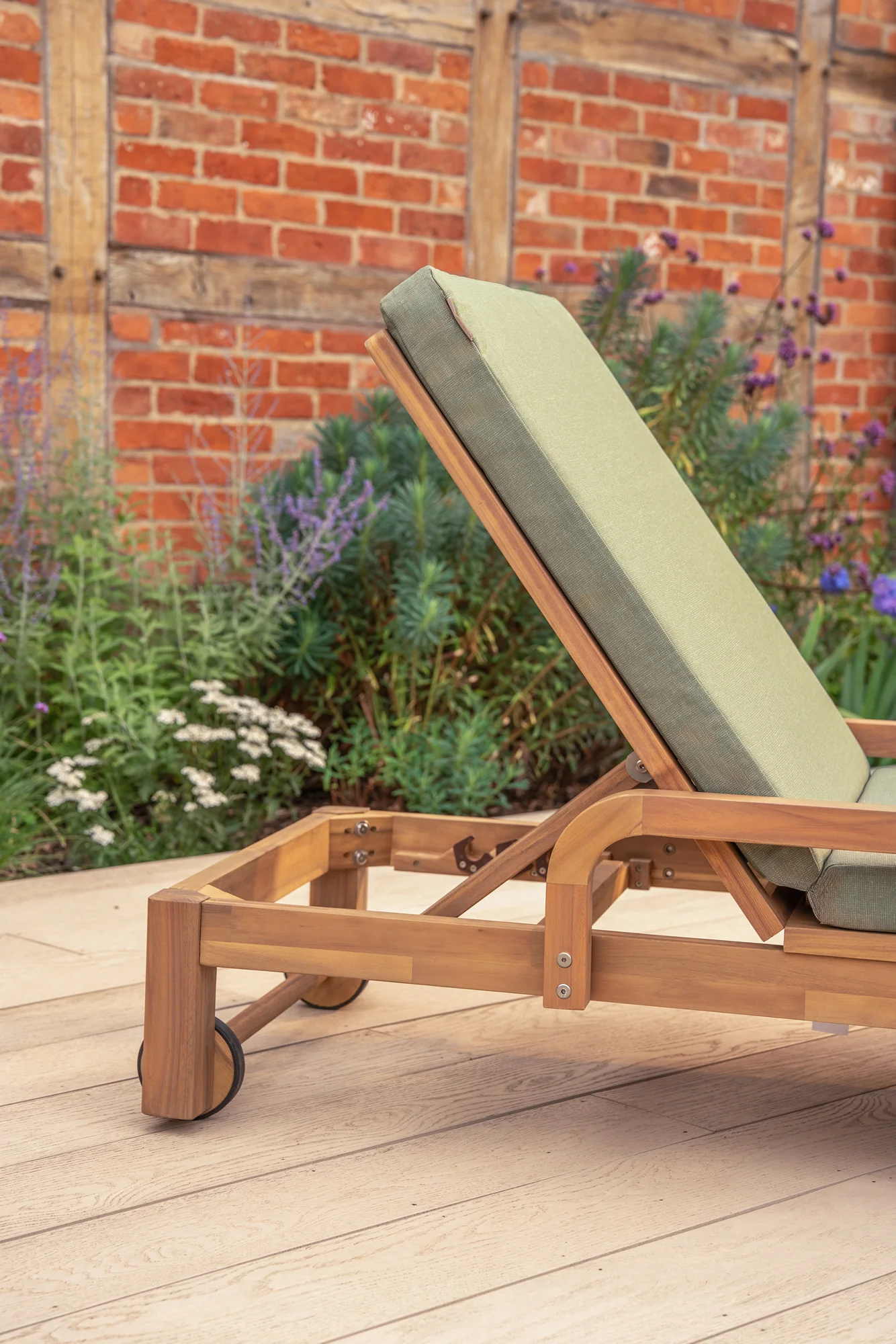 Meadow Sunlounger - Image 6
