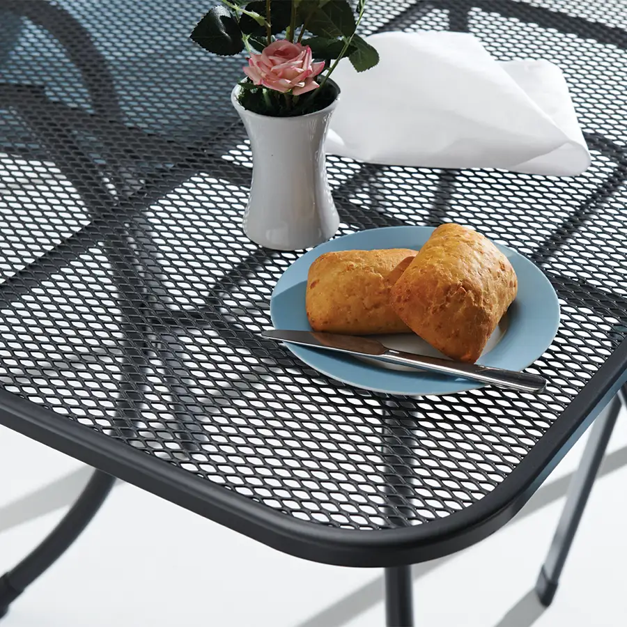 Mesh Rectangular Table 160x90cm - Image 4